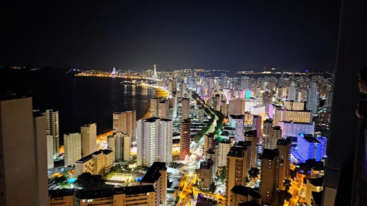 Lujoso Apartamento Con Vistas Al Mar En Mirador Del Mediterraneo By Gestaltur Benidorm Kültér fotó