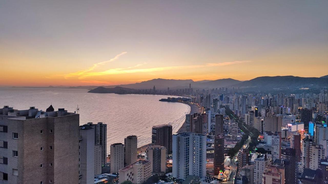 Lujoso Apartamento Con Vistas Al Mar En Mirador Del Mediterraneo By Gestaltur Benidorm Kültér fotó